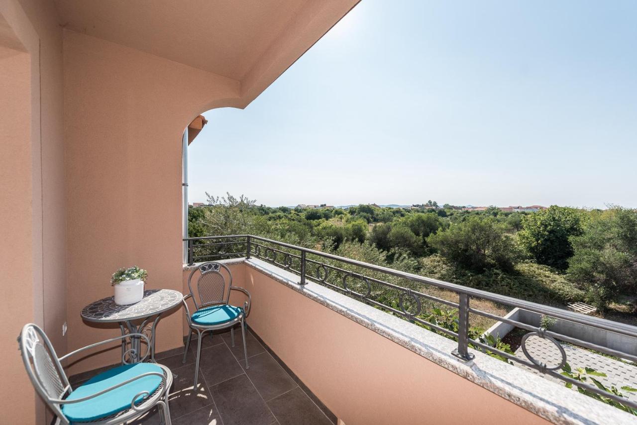 Luxury Apartments Garden Sukošan Kültér fotó